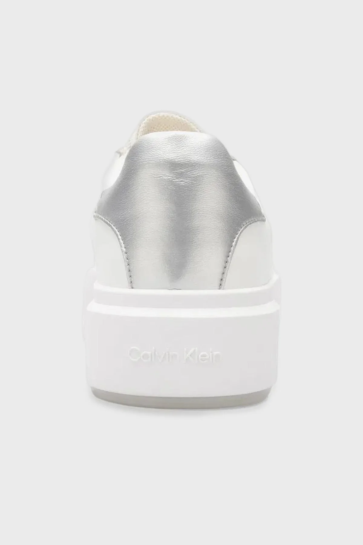 Calvin Klein Logolu Deri Kalın Taban Sneaker YW0YW019290LC Bayan Ayakkabı YW0YW01929 0LC BEYAZ - 4