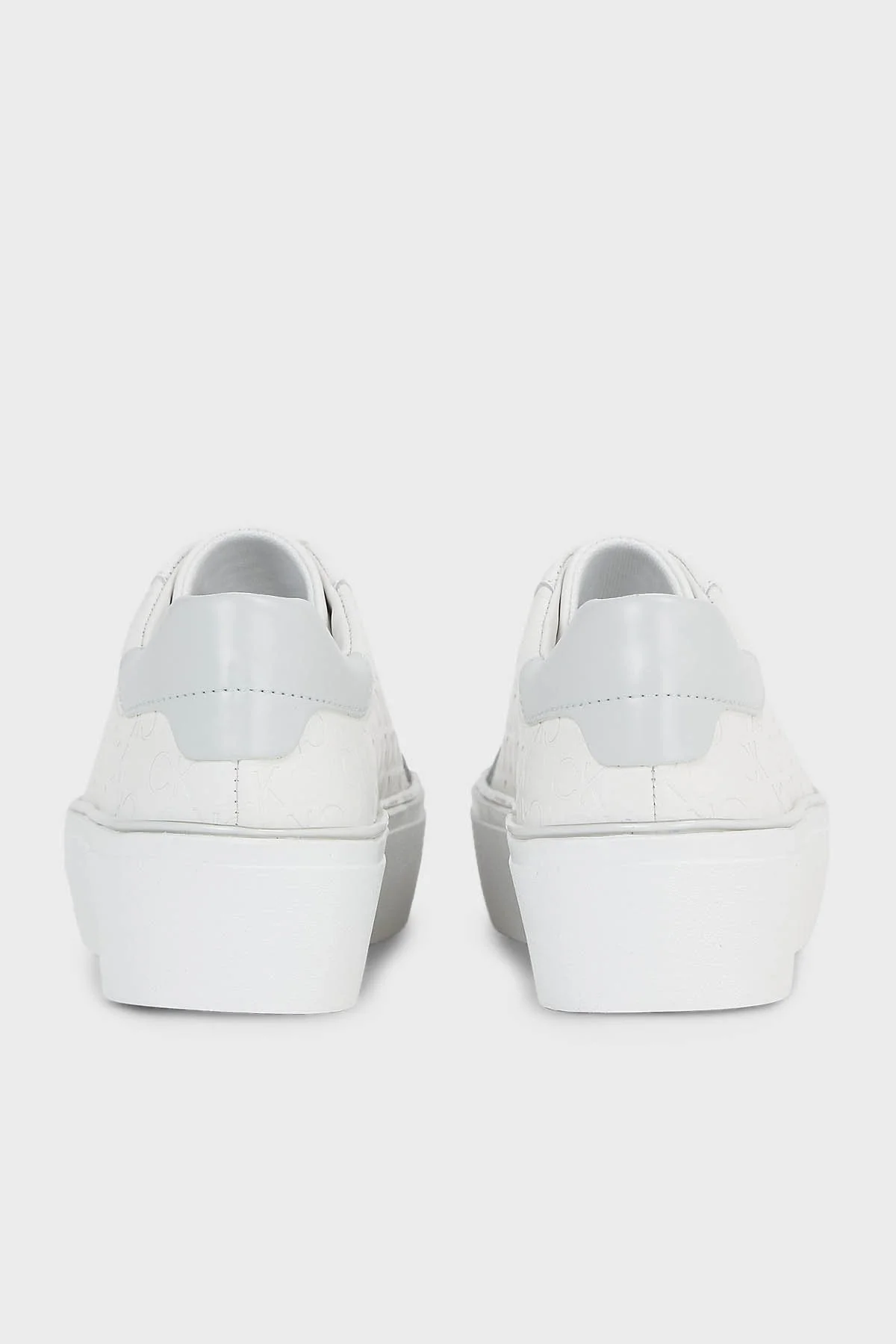 Calvin Klein Logolu Deri Platform Sneaker HW0HW018700K9 Bayan Ayakkabı HW0HW01870 0K9 BEYAZ-GRİ - 4