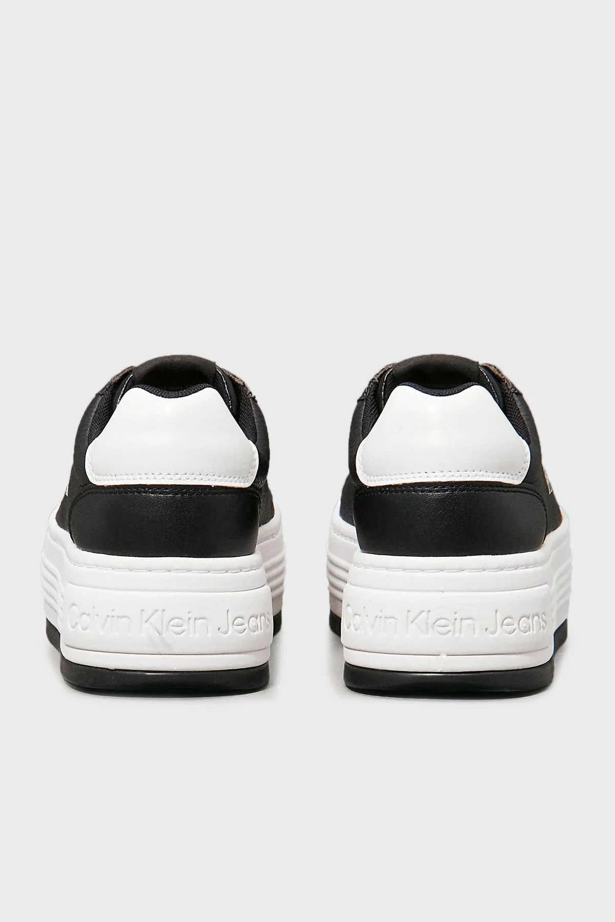 Calvin Klein Logolu Deri Platform Sneaker YW0YW017660GM Bayan Ayakkabı YW0YW01766 0GM SİYAH-BEYAZ - 12