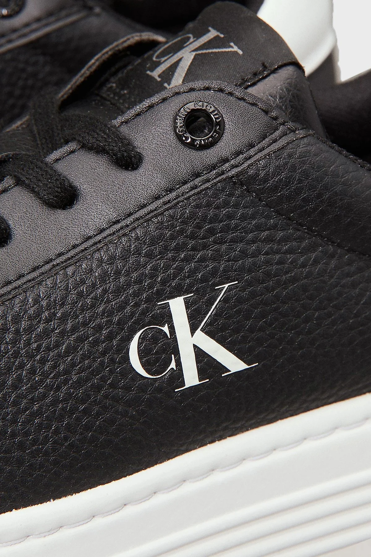 Calvin Klein Logolu Deri Platform Sneaker YW0YW017660GM Bayan Ayakkabı YW0YW01766 0GM SİYAH-BEYAZ - 13