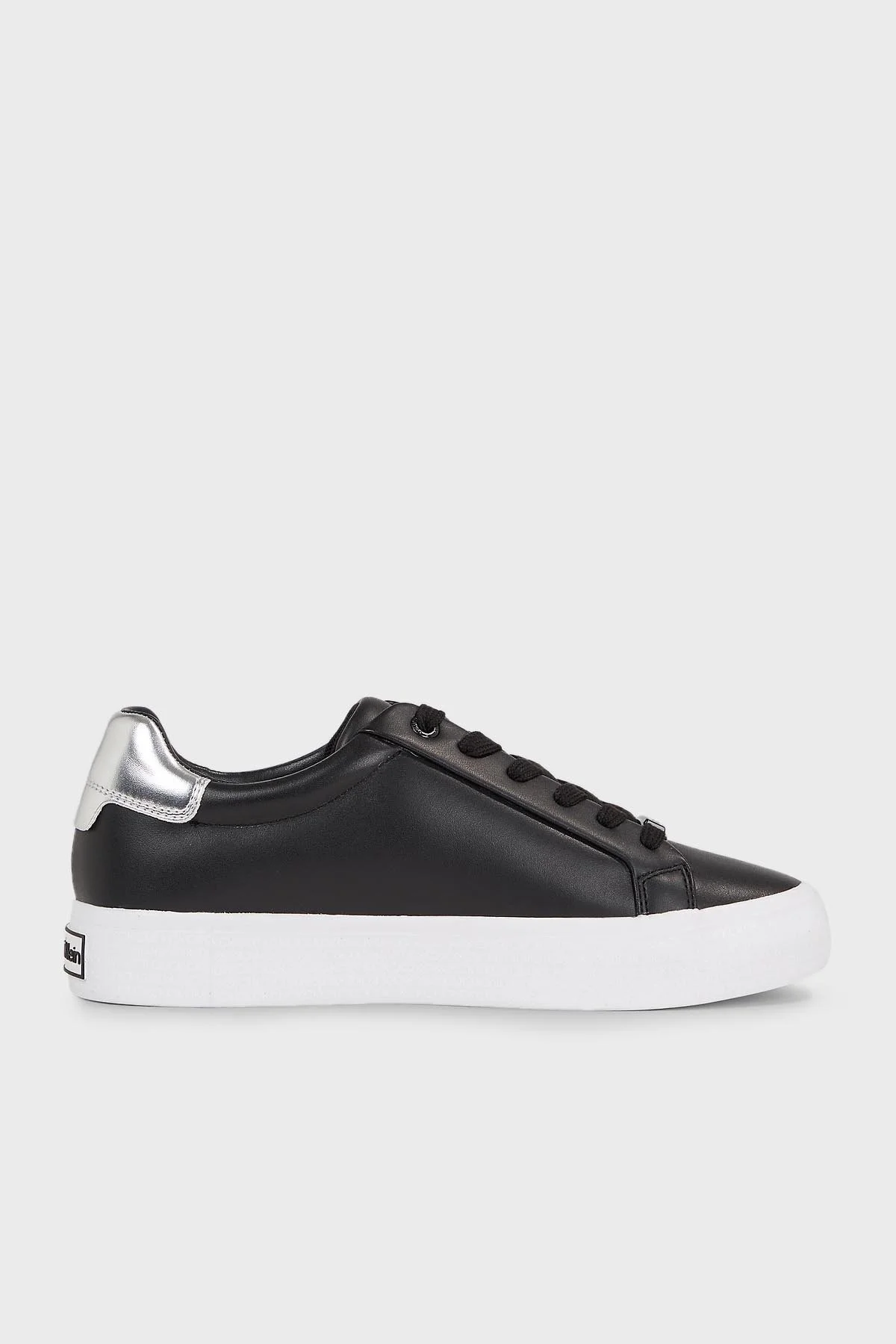 Calvin Klein Logolu Deri Sneaker HW0HW020040GN Bayan Ayakkabı HW0HW02004 0GN SİYAH-GÜMÜŞ - 1