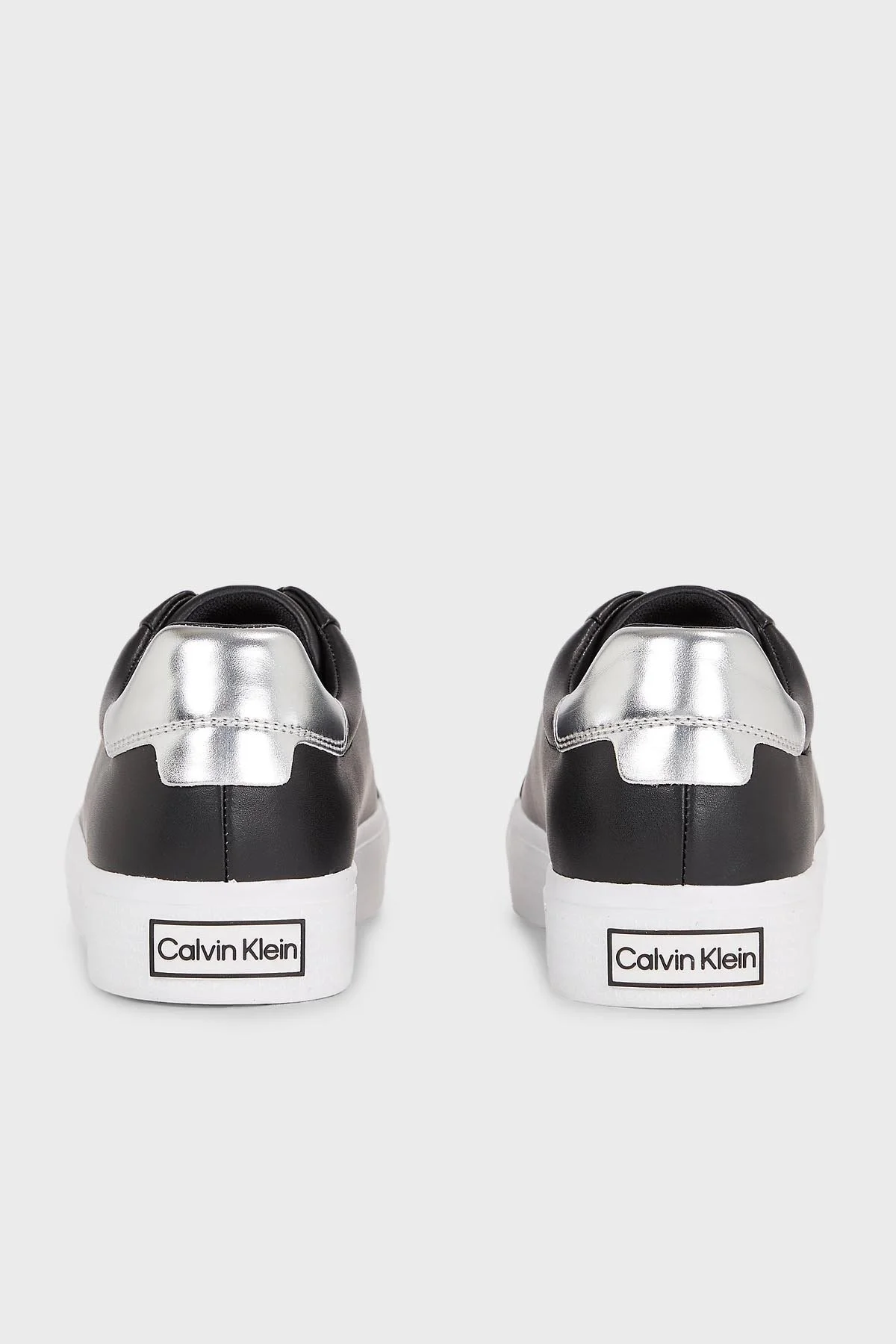 Calvin Klein Logolu Deri Sneaker HW0HW020040GN Bayan Ayakkabı HW0HW02004 0GN SİYAH-GÜMÜŞ - 4