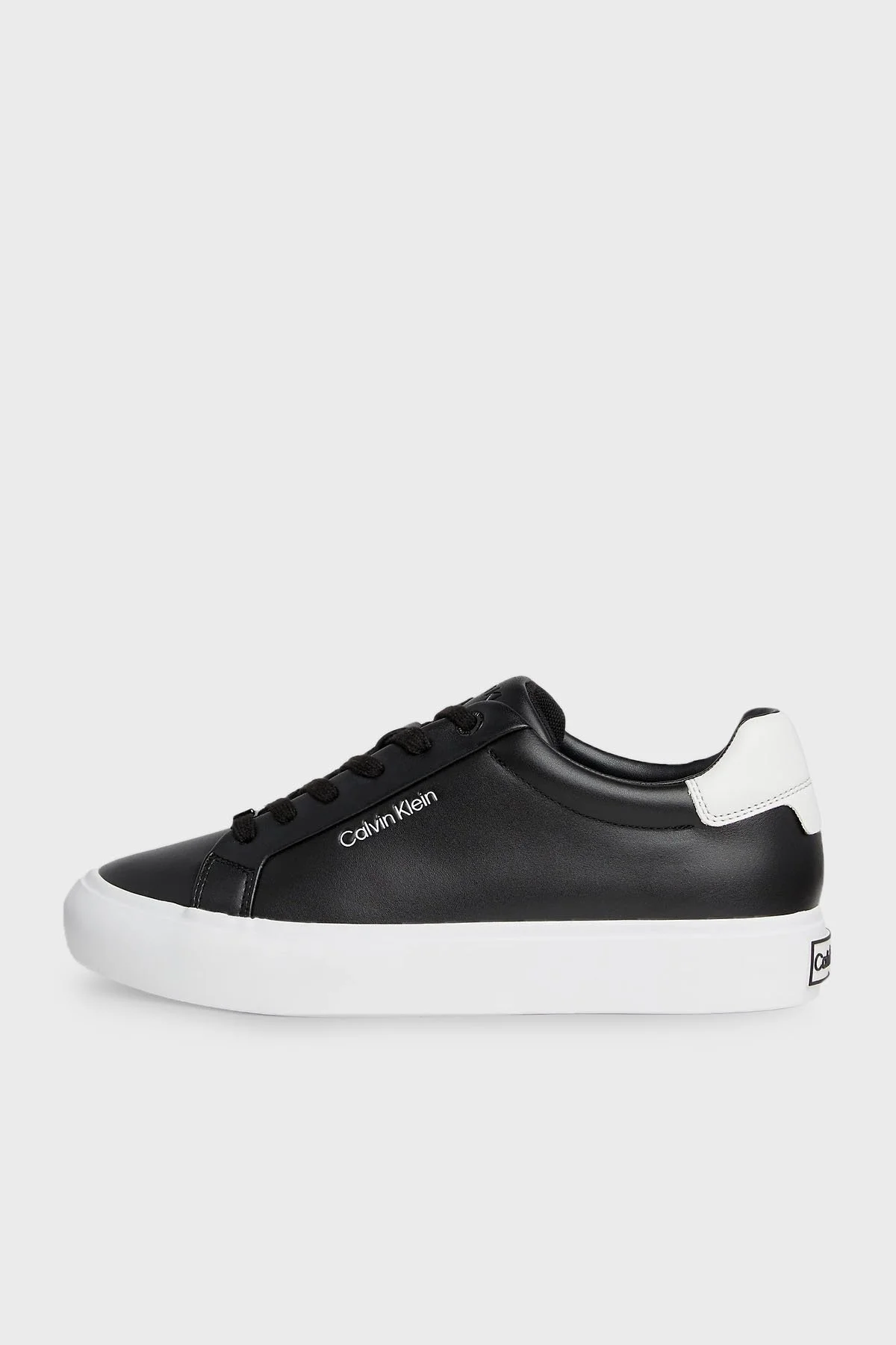 Calvin Klein Logolu Deri Sneaker HW0HW020370GN Bayan Ayakkabı HW0HW02037 0GN SİYAH-BEYAZ - 2