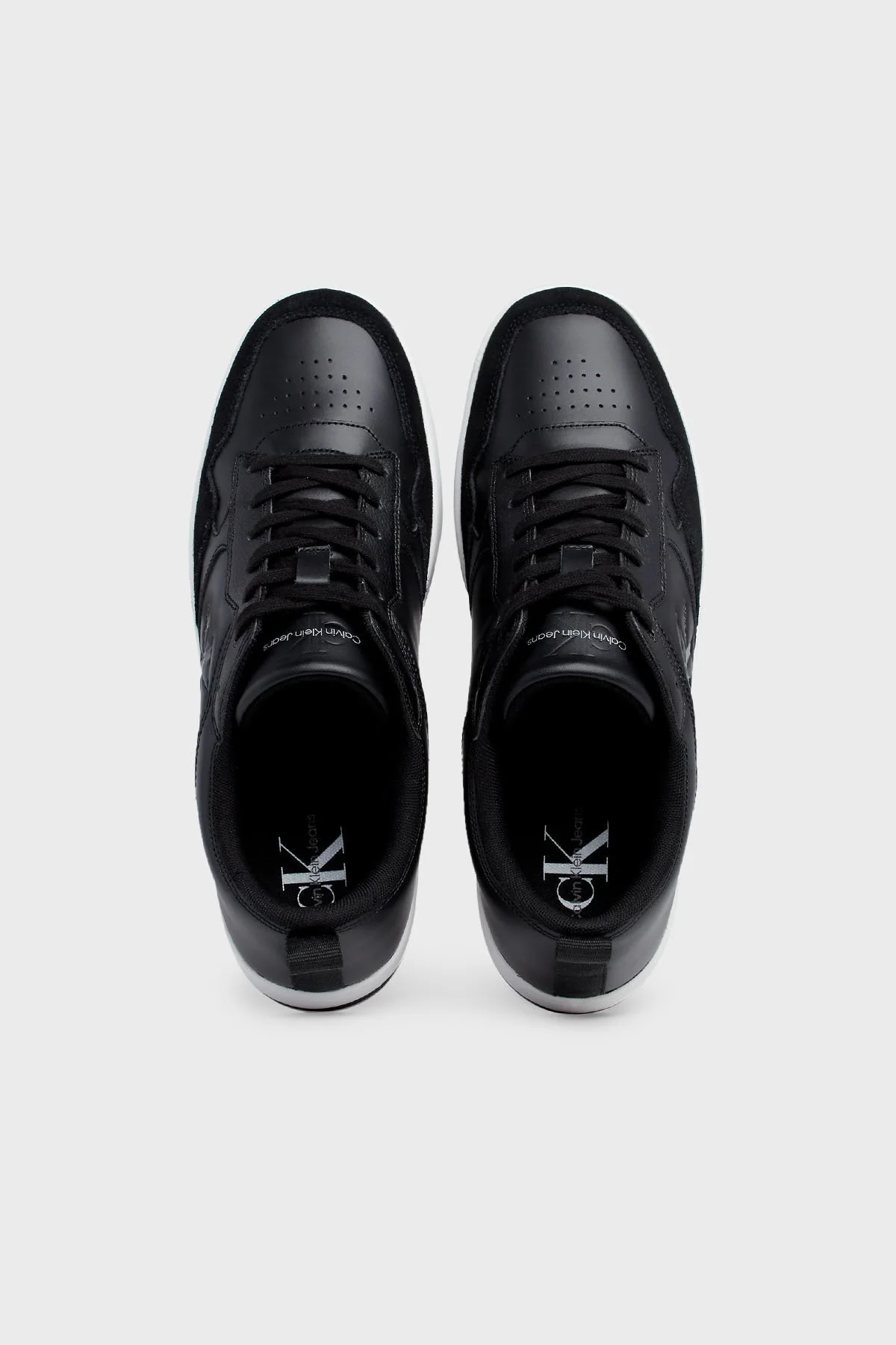 Calvin Klein Logolu Deri Sneaker YM0YM005740GM Erkek Ayakkabı YM0YM00574 0GM SİYAH-BEYAZ - 4