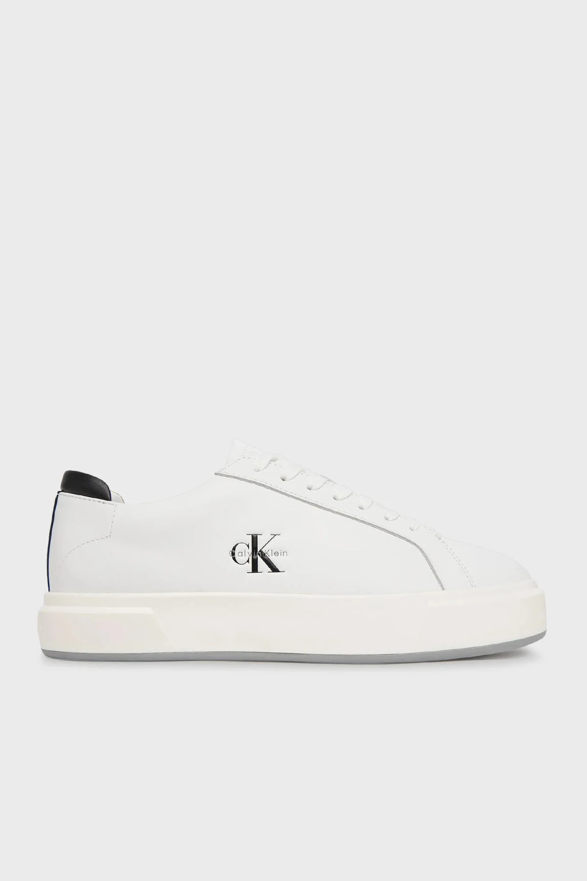 Calvin Klein Logolu Deri Sneaker YM0YM0146001W Erkek Ayakkabı YM0YM01460 01W BEYAZ-SİYAH - 1