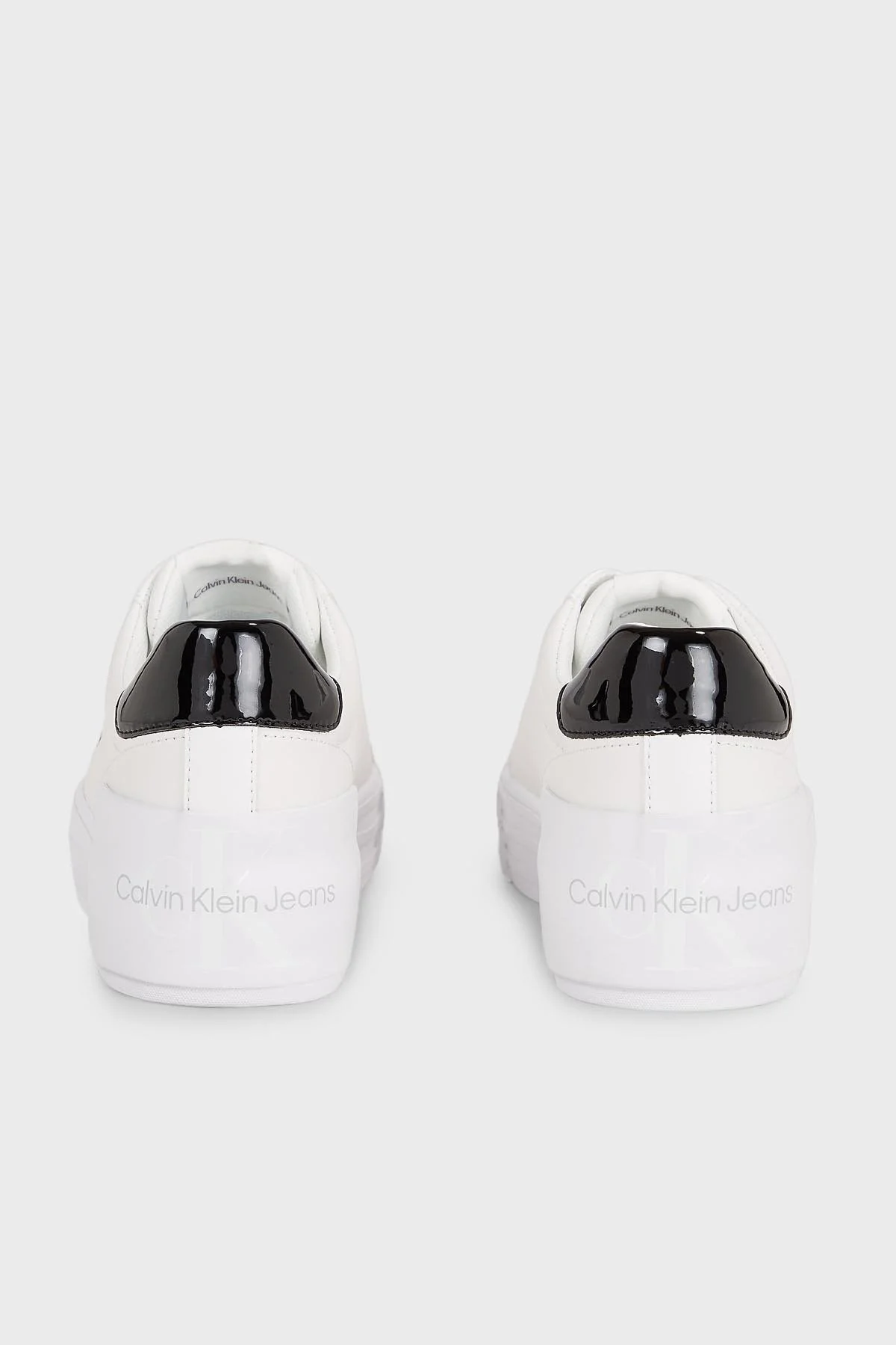 Calvin Klein Logolu Deri Sneaker YW0YW0129401W Bayan Ayakkabı YW0YW01294 01W BEYAZ-SİYAH - 5