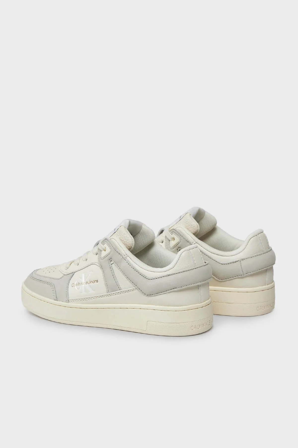 Calvin Klein Logolu Deri Sneaker YW0YW013010GF Bayan Ayakkabı YW0YW01301 0GF Krem-Bej - 3