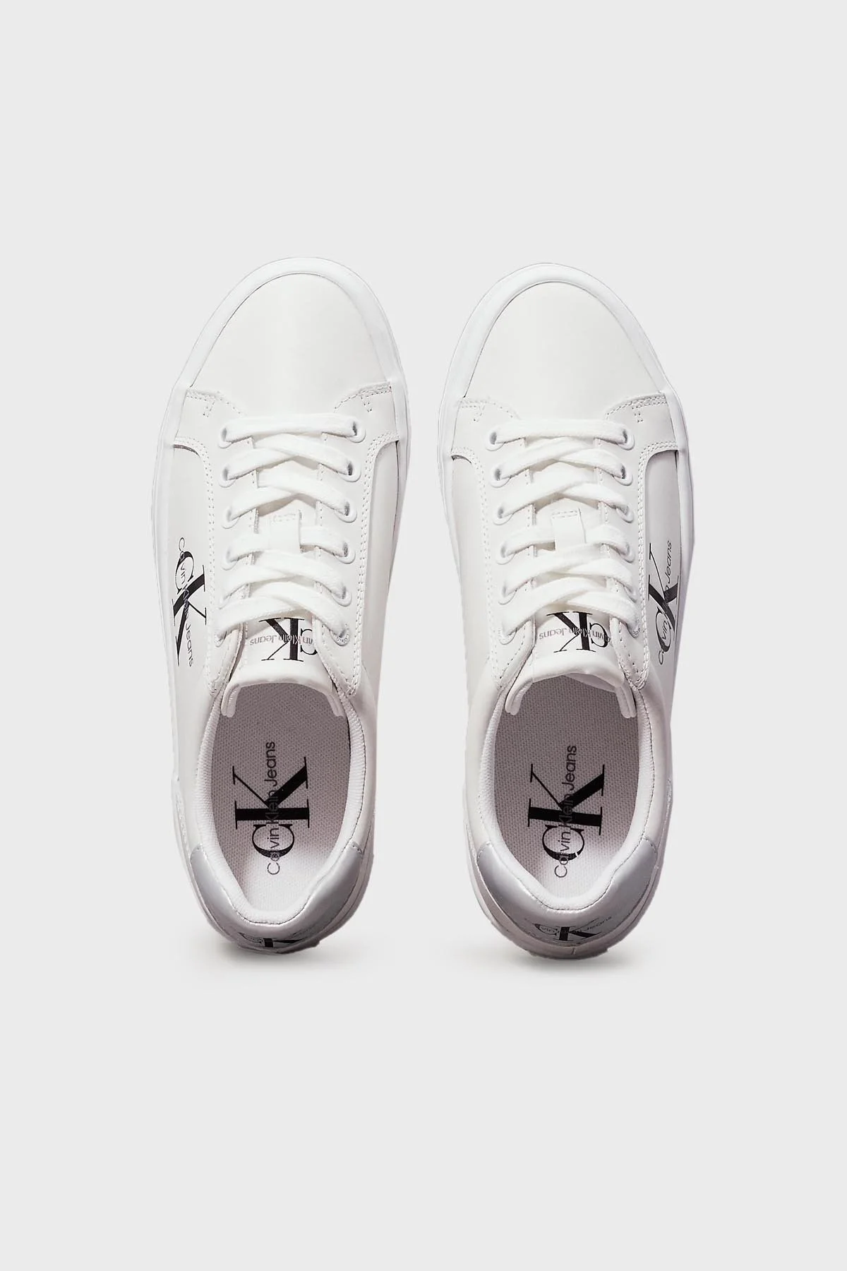 Calvin Klein Logolu Deri Sneaker YW0YW014740K9 Bayan Ayakkabı YW0YW01474 0K9 BEYAZ-GÜMÜŞ - 4