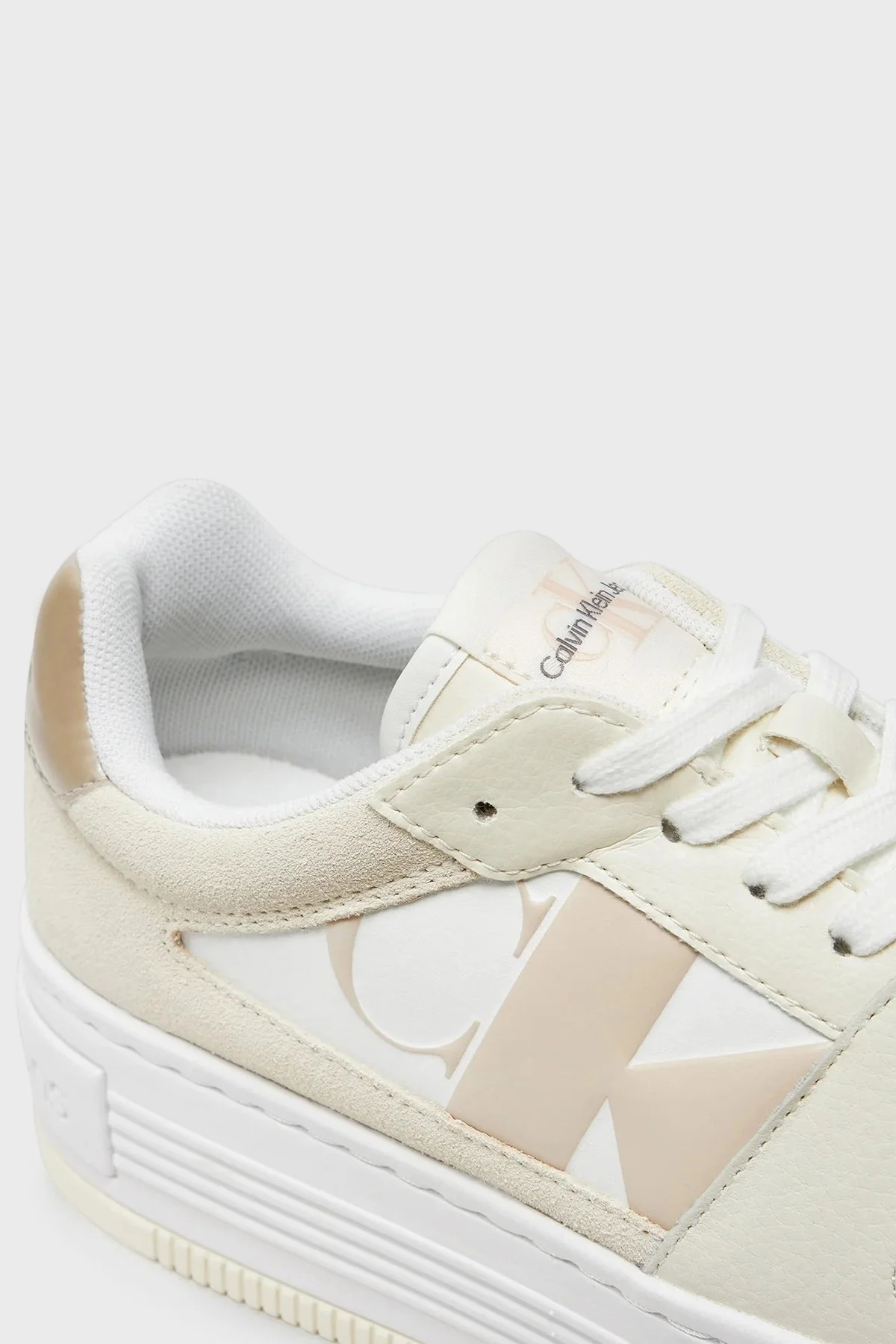 Calvin Klein Logolu Deri Sneaker YW0YW014820LC Bayan Ayakkabı YW0YW01482 0LC Beyaz-Krem - 12