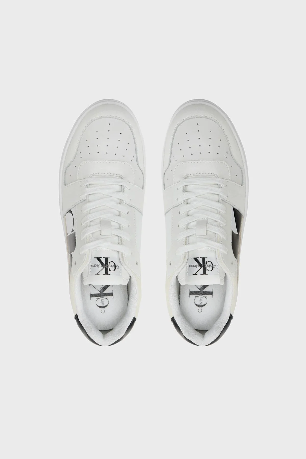 Calvin Klein Logolu Deri Sneaker YW0YW014820LD Bayan Ayakkabı YW0YW01482 0LD BEYAZ-SİYAH - 11