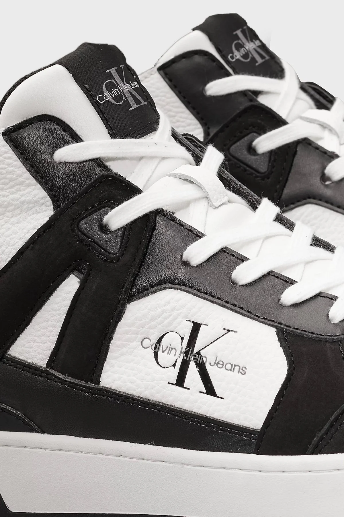 Calvin Klein Logolu Deri Sneaker YW0YW015780GM Bayan Ayakkabı YW0YW01578 0GM SİYAH-BEYAZ - 12