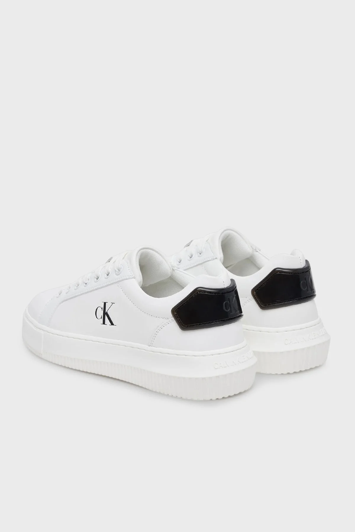 Calvin Klein Logolu Deri Sneaker YW0YW0184601W Bayan Ayakkabı YW0YW01846 01W BEYAZ-SİYAH - 4
