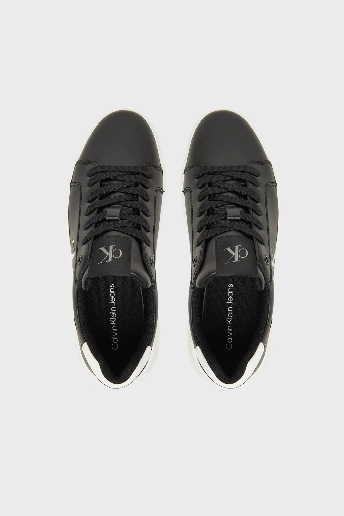 Calvin Klein Logolu Deri Sneaker YW0YW018720GM Bayan Ayakkabı YW0YW01872 0GM SİYAH-BEYAZ - 3