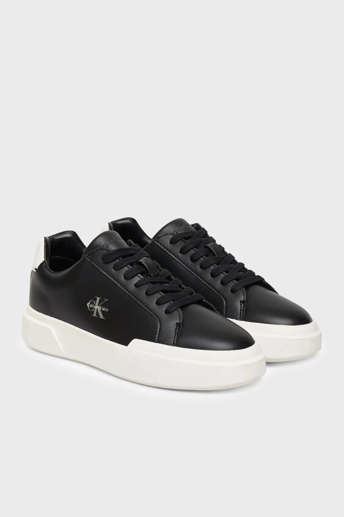 Calvin Klein Logolu Deri Sneaker YW0YW0194706W Kadın Ayakkabı YW0YW01947 06W SİYAH - 2