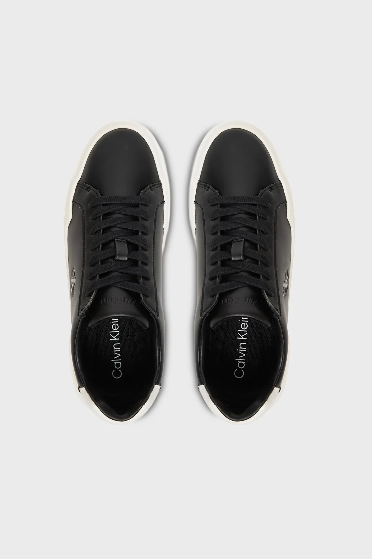 Calvin Klein Logolu Deri Sneaker YW0YW0194706W Kadın Ayakkabı YW0YW01947 06W SİYAH - 3