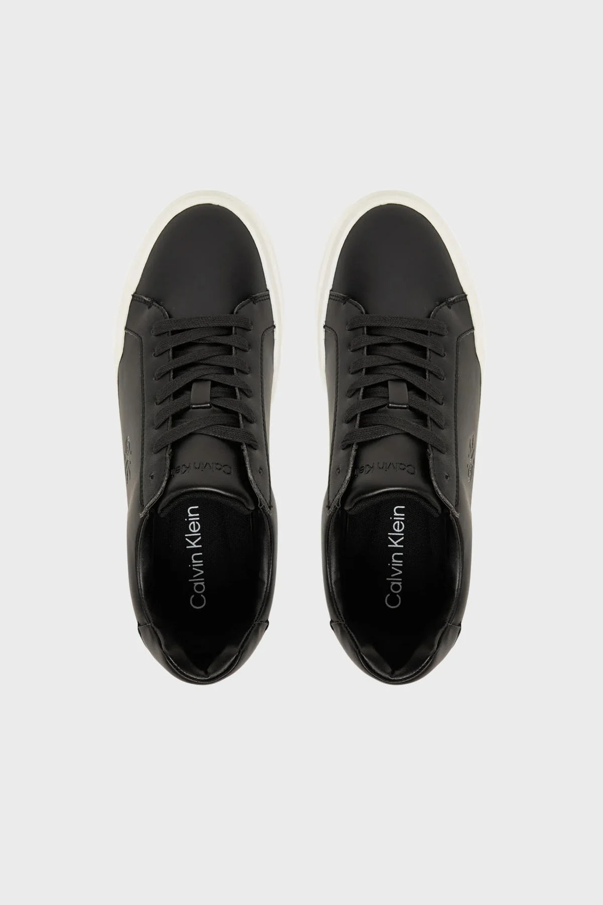 Calvin Klein Logolu Deri Sneaker YW0YW019470GM Bayan Ayakkabı YW0YW01947 0GM SİYAH-BEYAZ - 3