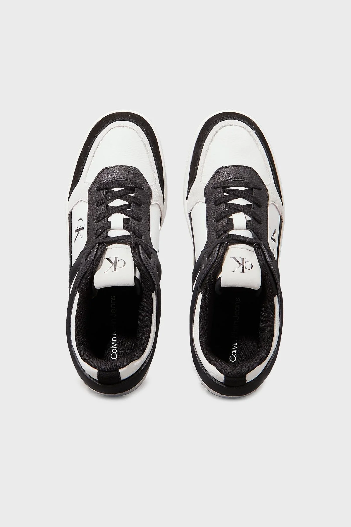 Calvin Klein Logolu Deri ve Süet Detaylı Sneaker YM0YM0130801W Erkek Ayakkabı YM0YM01308 01W BEYAZ-SİYAH - 11
