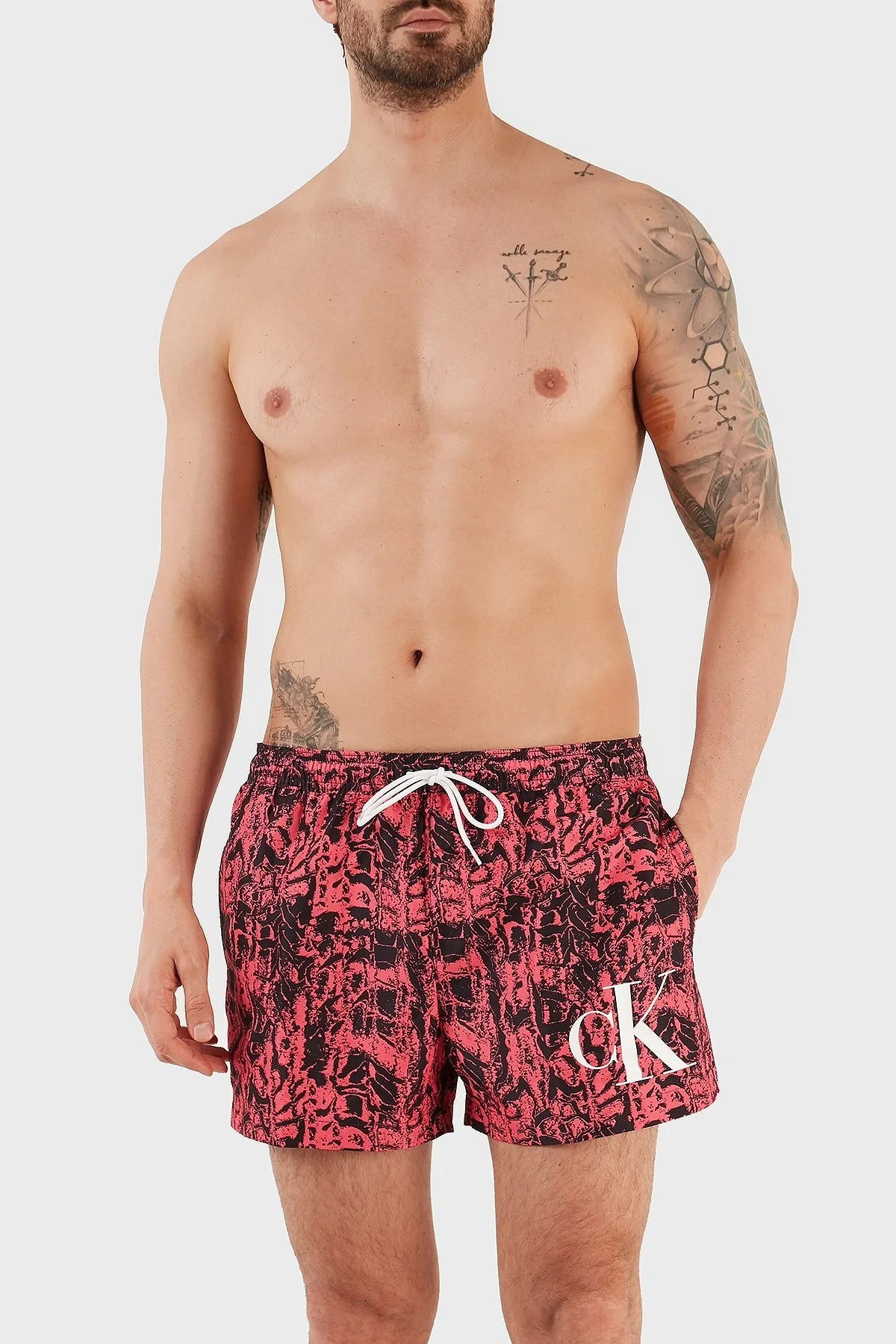 Calvin Klein Logolu Desenli Deniz Şortu Belden Bağlamalı Cepli KM0KM008020JW Erkek Mayo Short KM0KM00802 0JW PEMBE - 1