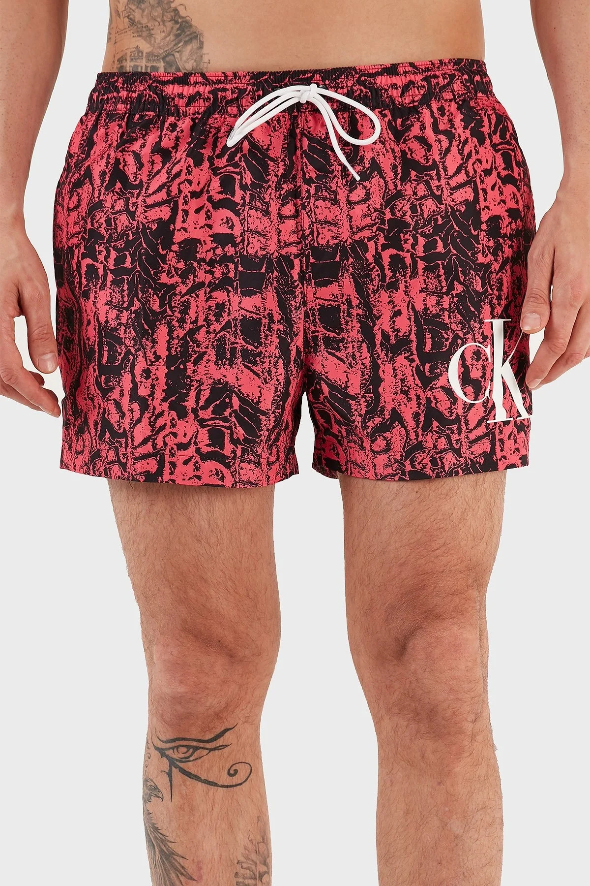 Calvin Klein Logolu Desenli Deniz Şortu Belden Bağlamalı Cepli KM0KM008020JW Erkek Mayo Short KM0KM00802 0JW PEMBE - 4