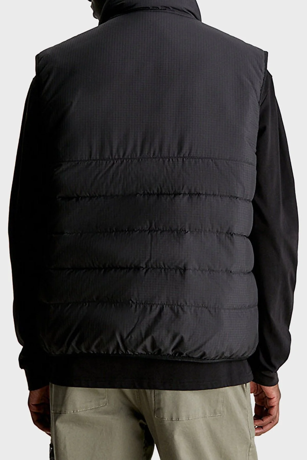 Calvin Klein Logolu Dik Yaka Regular Fit J30J324656BEH Erkek Yelek J30J324656 BEH SİYAH - 2