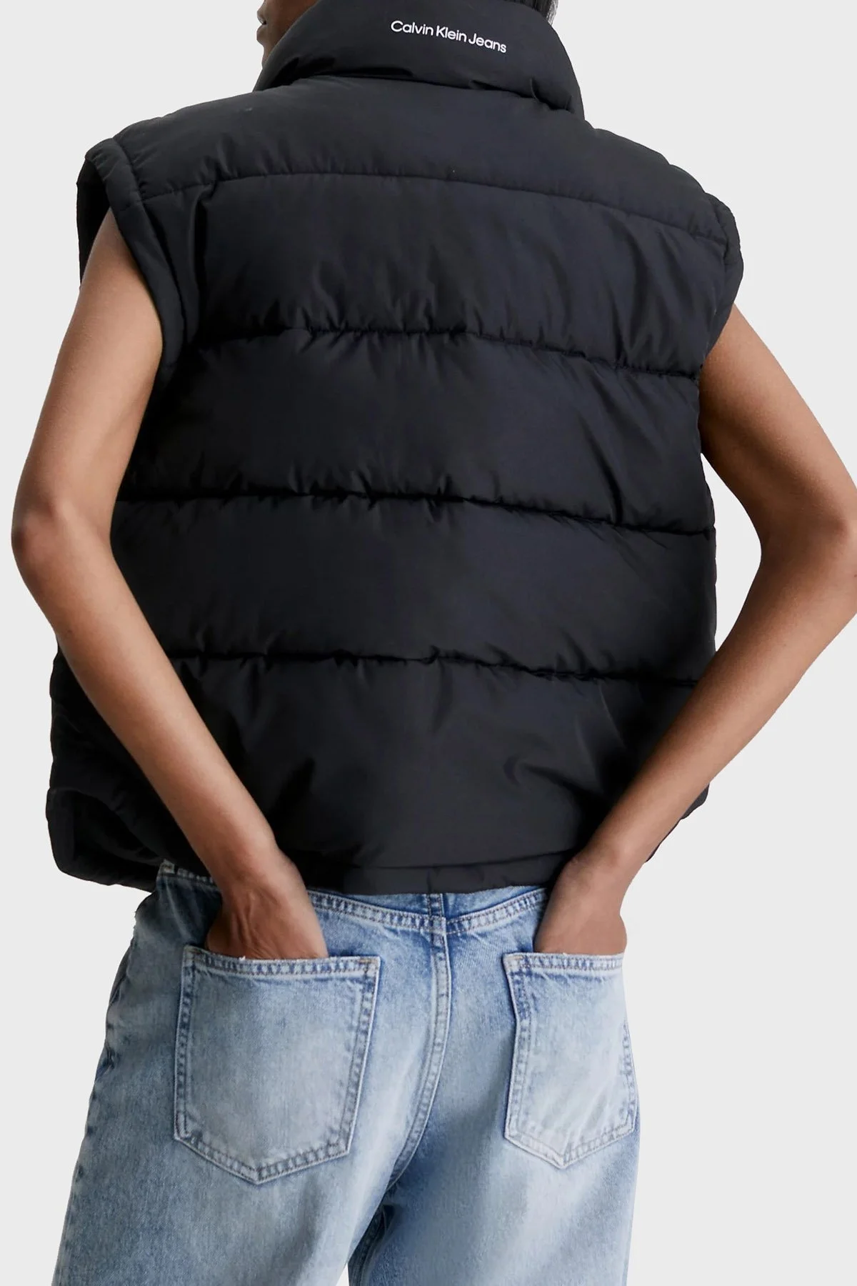 Calvin Klein Logolu Dik Yaka Regular Fit Şişme Bayan Yelek J20J221382 BEH SİYAH - 2