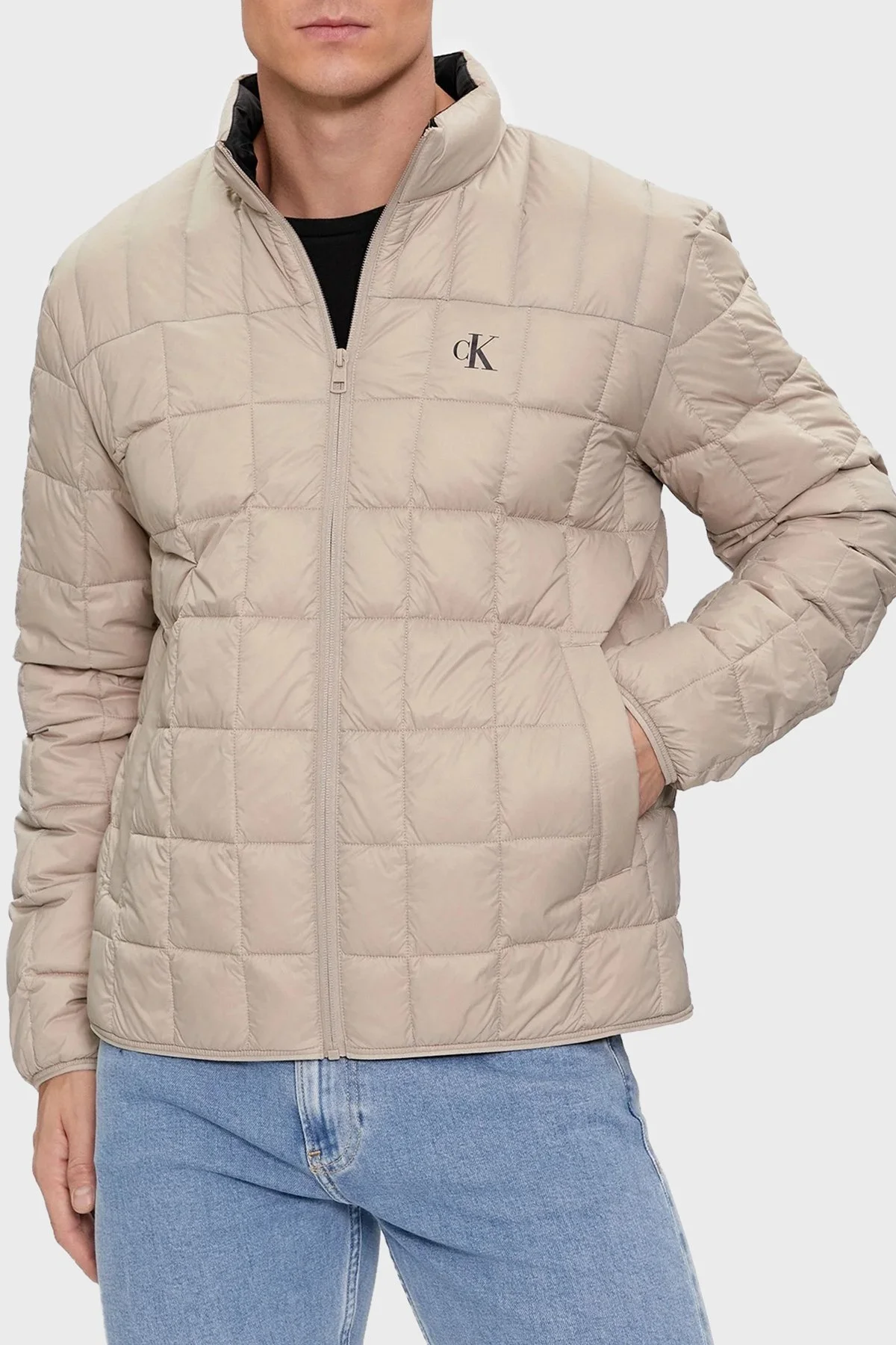 Calvin Klein Logolu Dik Yaka Su İtici Kapitone J30J324981PED Erkek Mont J30J324981 PED BEJ - 1