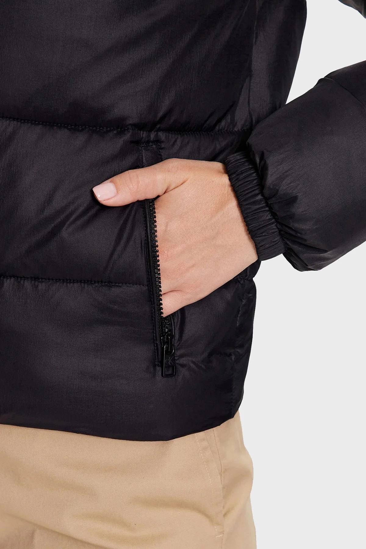 Calvin Klein Logolu Dolgulu J20J221381BEH Bayan Mont J20J221381 BEH SİYAH - 5