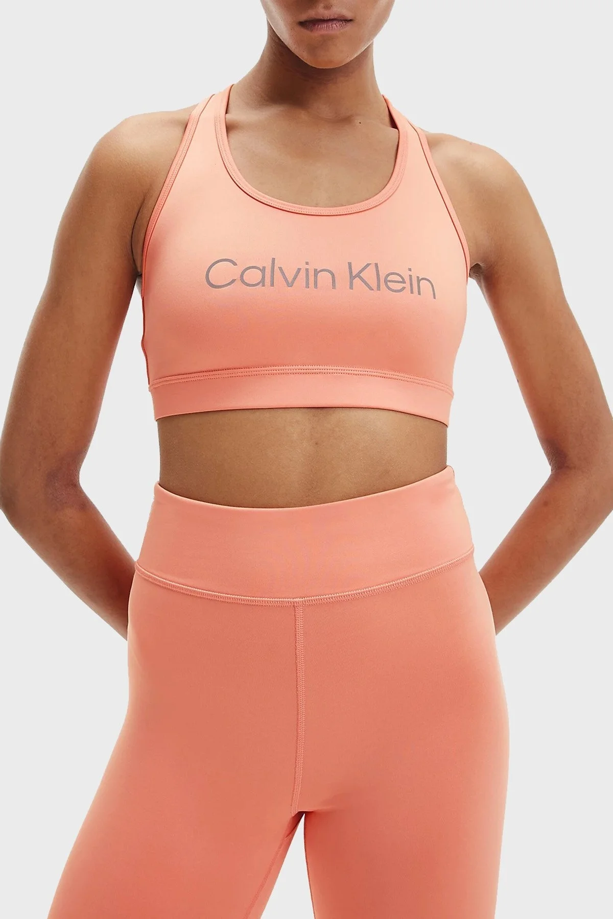 Calvin Klein Logolu Dolgusuz Streç Sporcu Bayan Sütyen 00GWS2K138 T34 YAVRUAĞZI - 1