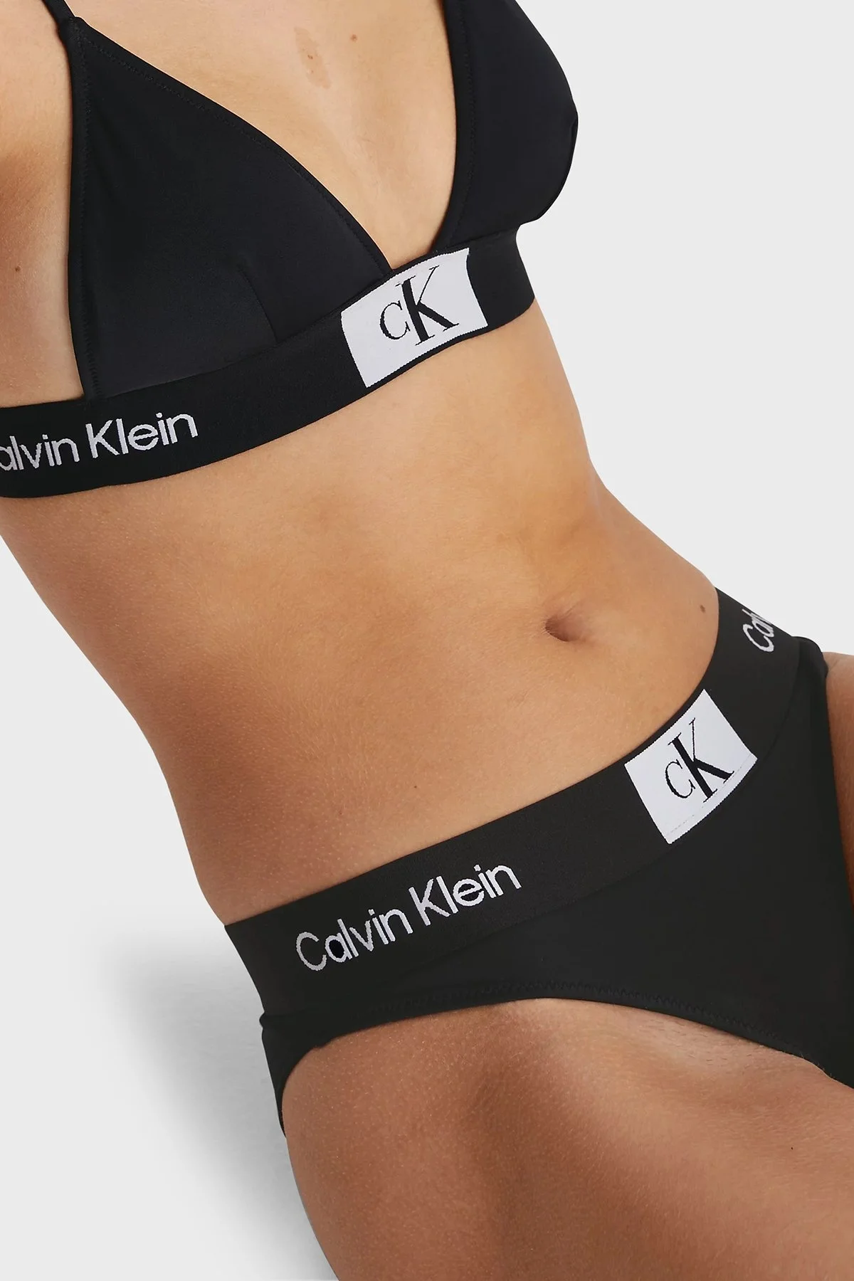 Calvin Klein Logolu Elastik Bel Bantlı KW0KW02353BEH Bayan Bikini Altı KW0KW02353 BEH SİYAH - 3
