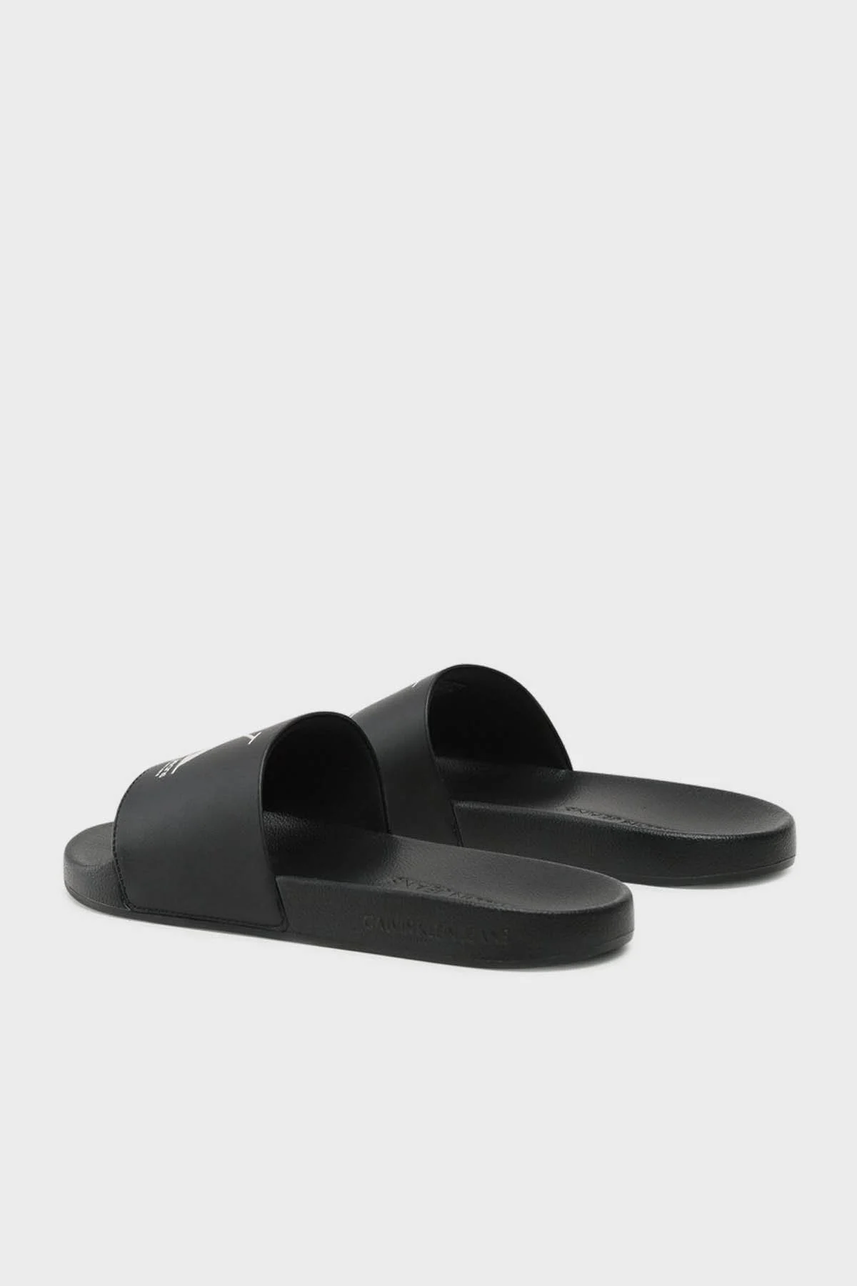 Calvin Klein Logolu Erkek Terlik YM0YM00662 BDS SİYAH - 3