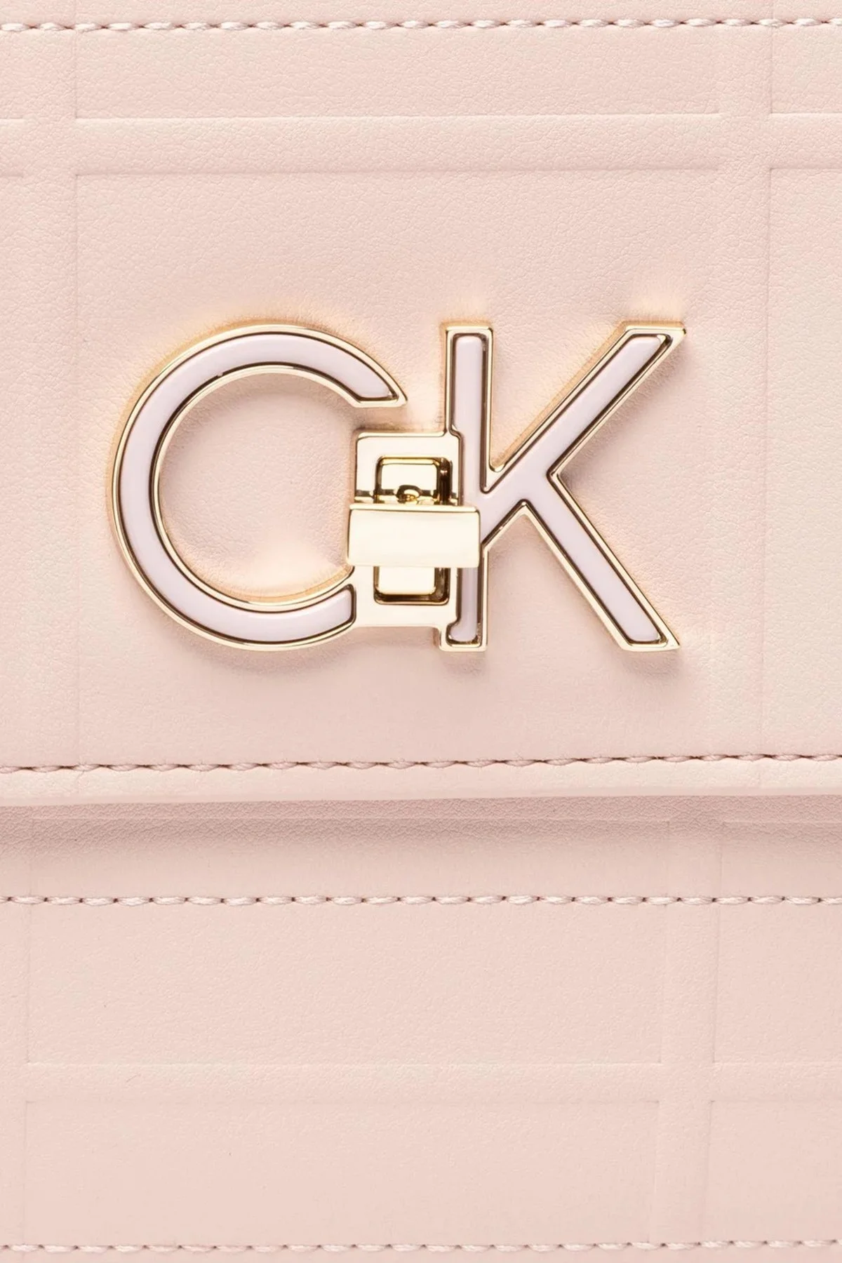 Calvin Klein Logolu Fermuarlı Bayan Sırt Çantası K60K609626 TER PEMBE - 2