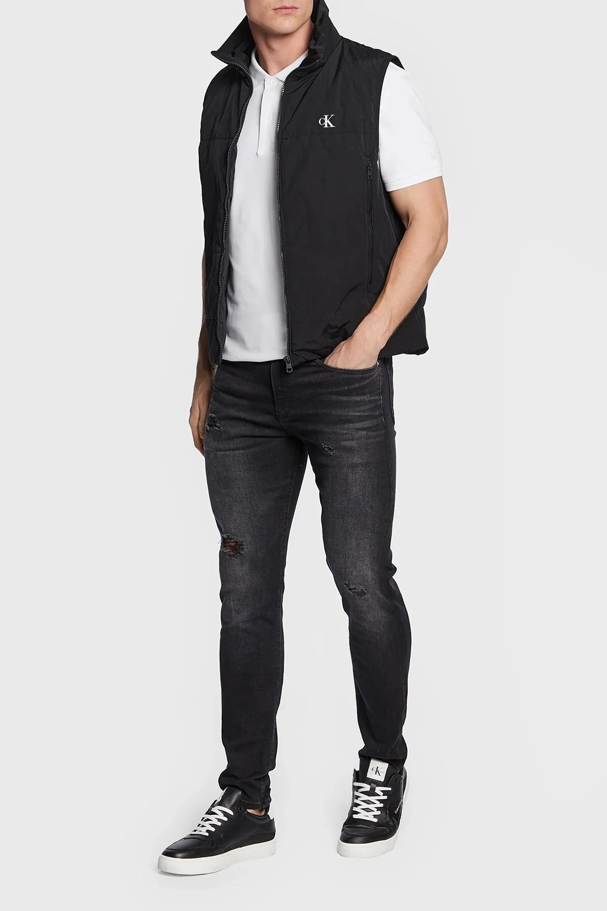 Calvin Klein Logolu Fermuarlı Dik Yaka Regular Fit Erkek Yelek J30J322940 BEH SİYAH - 2