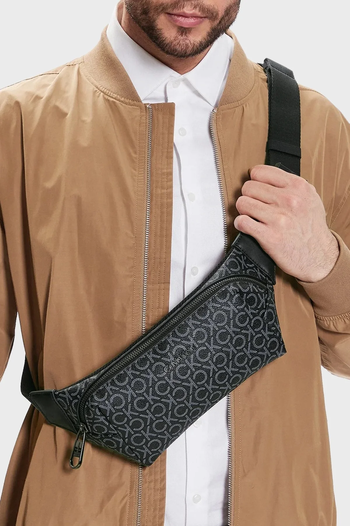 Calvin Klein Logolu Fermuarlı Erkek Bel Çantası K50K509100 BAX SİYAH - 2