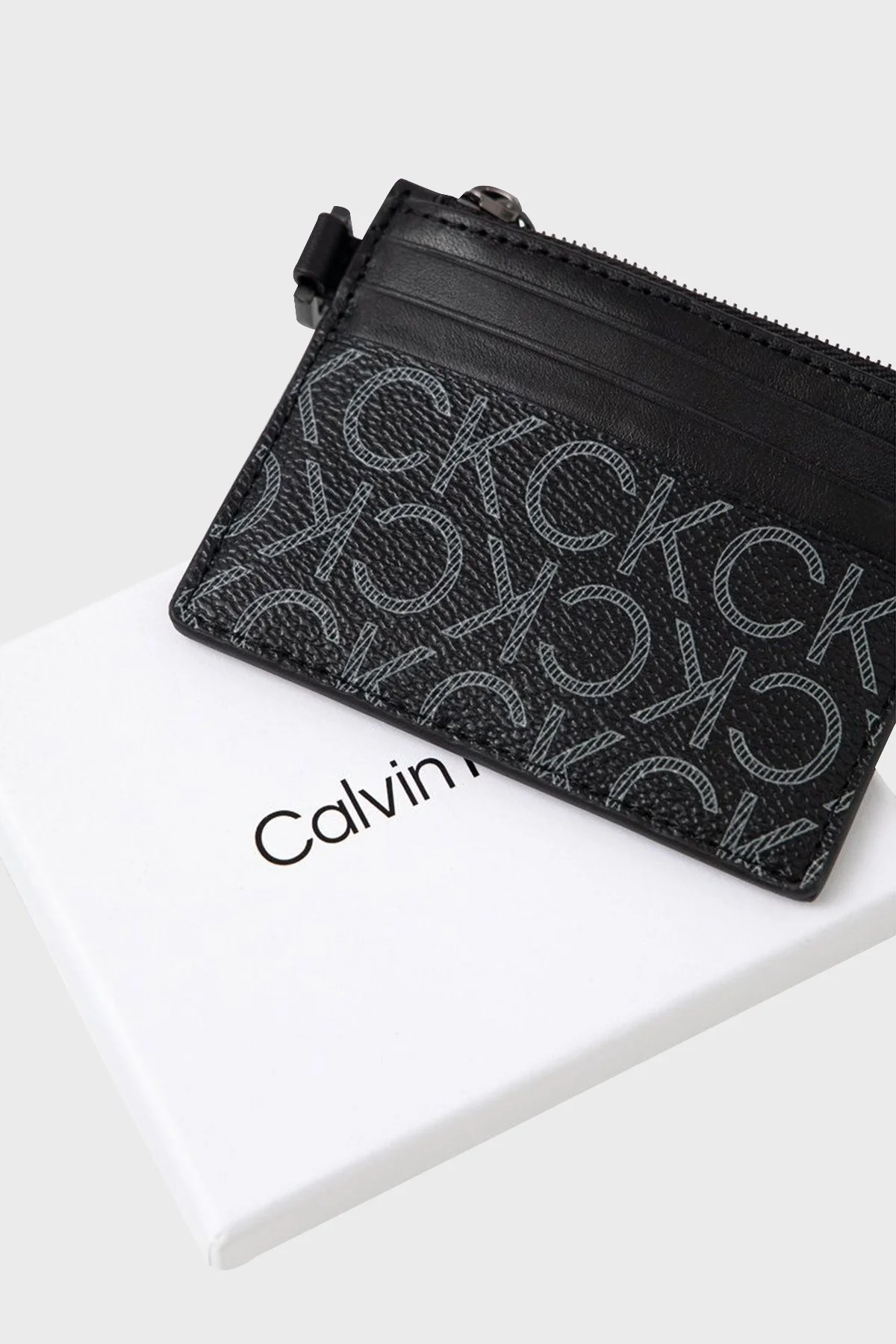 Calvin Klein Logolu Fermuarlı Erkek Kartlık K50K509236 01H SİYAH - 3
