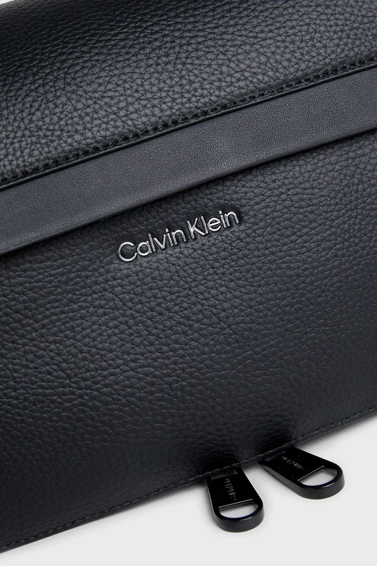 Calvin Klein Logolu Fermuarlı K50K511699BEH Erkek Çanta K50K511699 BEH SİYAH - 3