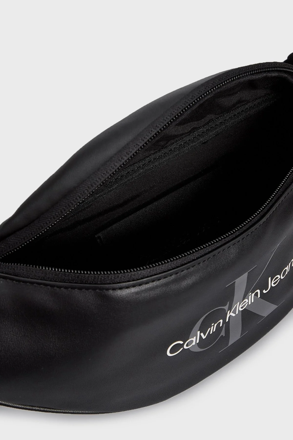 Calvin Klein Logolu Fermuarlı K50K512446BEH Erkek Bel Çantası K50K512446 BEH SİYAH - 2