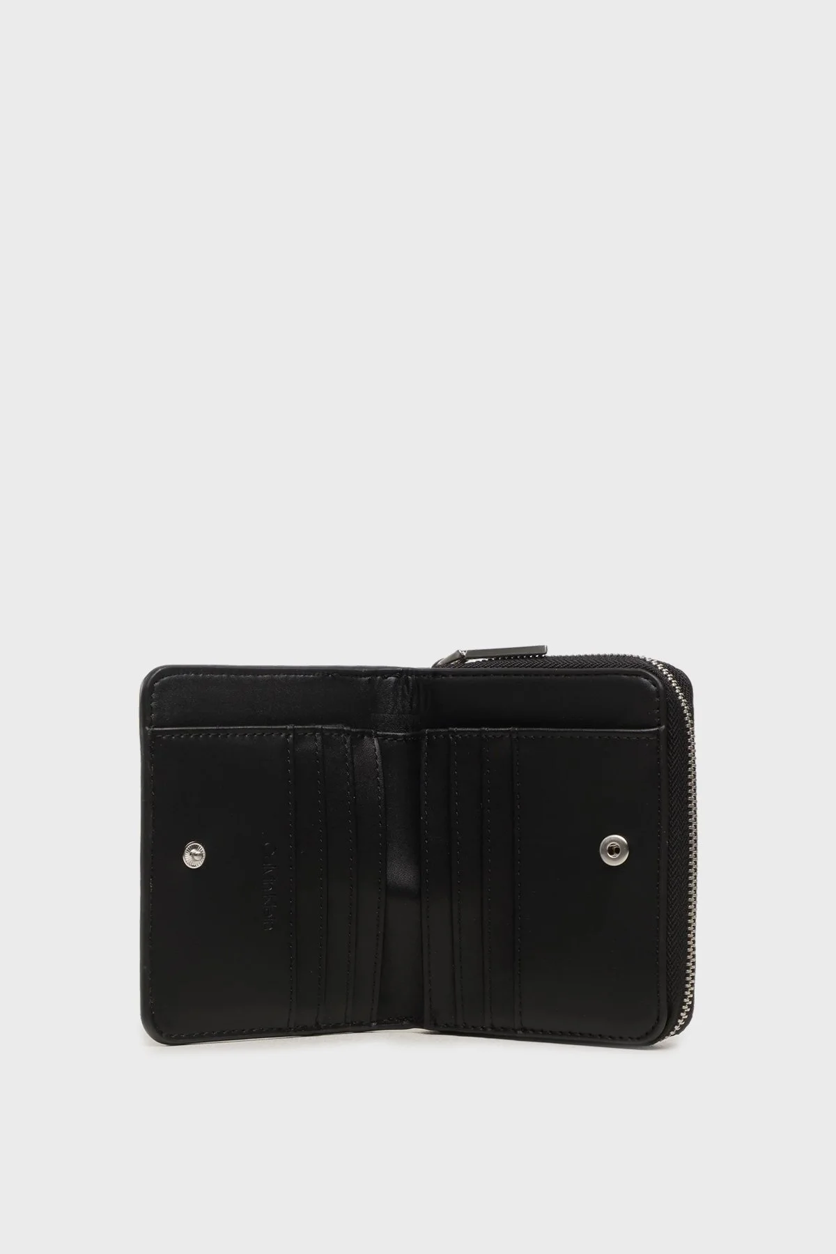 Calvin Klein Logolu Fermuarlı K60K610950BAX Bayan Cüzdan K60K610950 BAX SİYAH - 3