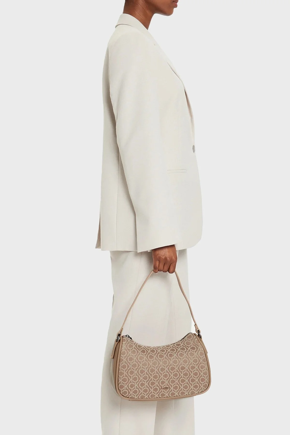 Calvin Klein Logolu Fermuarlı K60K6123330HE Bayan Çanta K60K612333 0HE BEJ - 2
