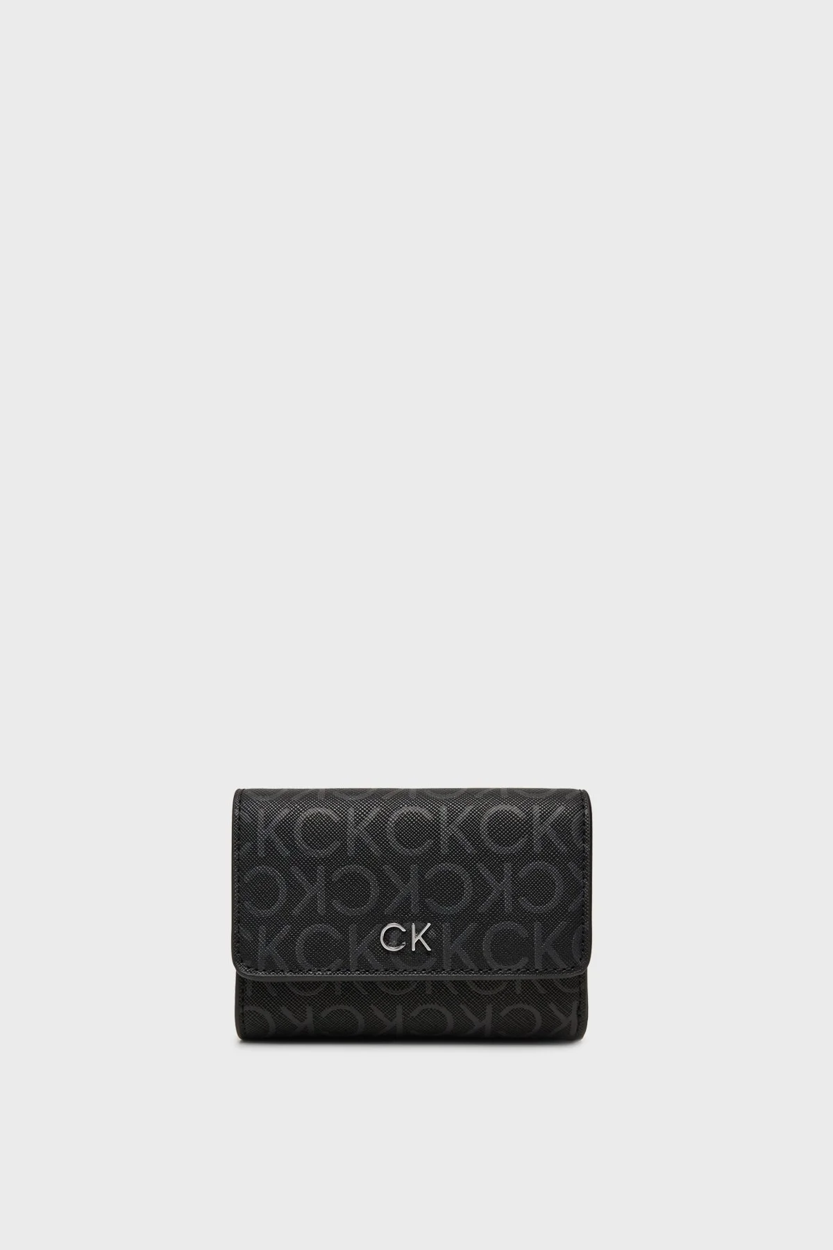 Calvin Klein Logolu Fermuarlı K60K6126840GM Bayan Cüzdan K60K612684 0GM SİYAH - 1