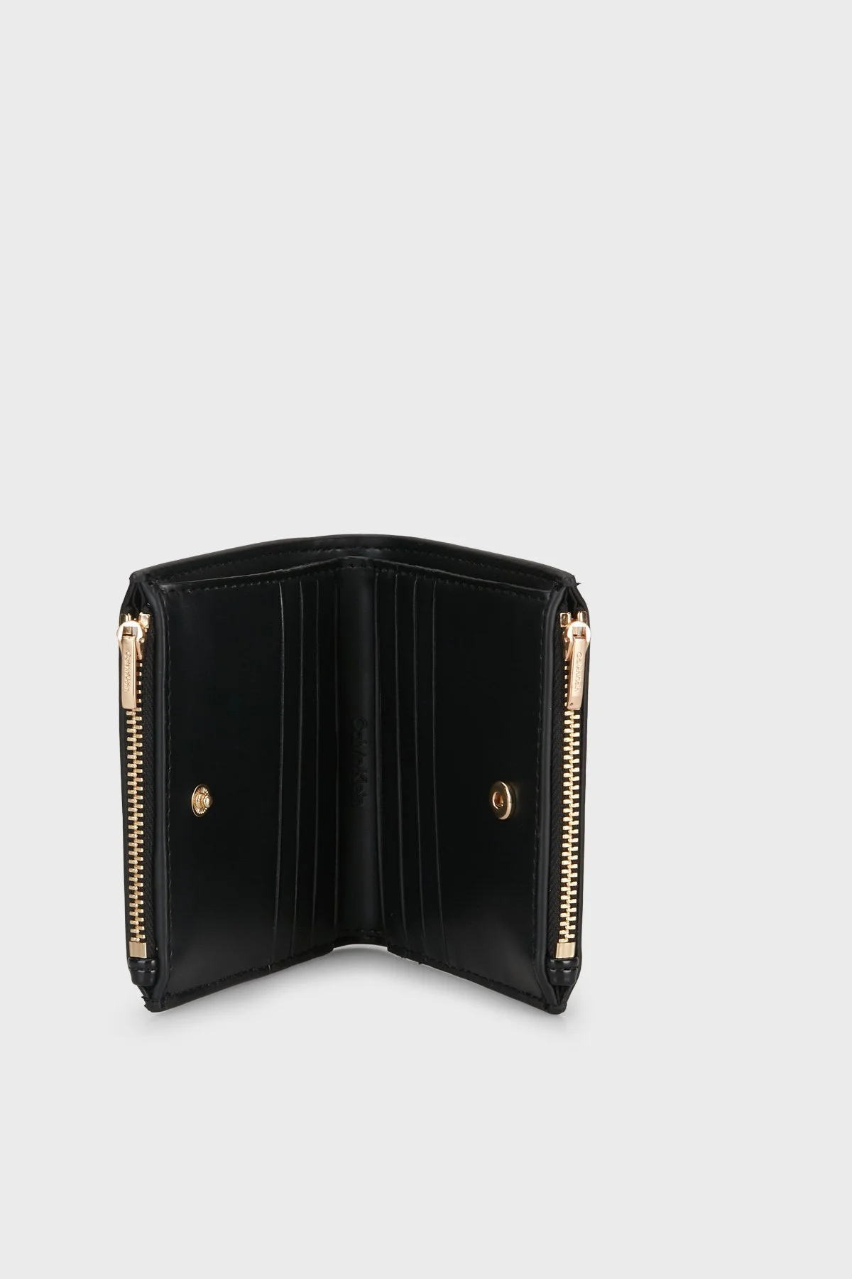Calvin Klein Logolu Fermuarlı Kadın Kartlık LV04F1166G UB1 Siyah - 4