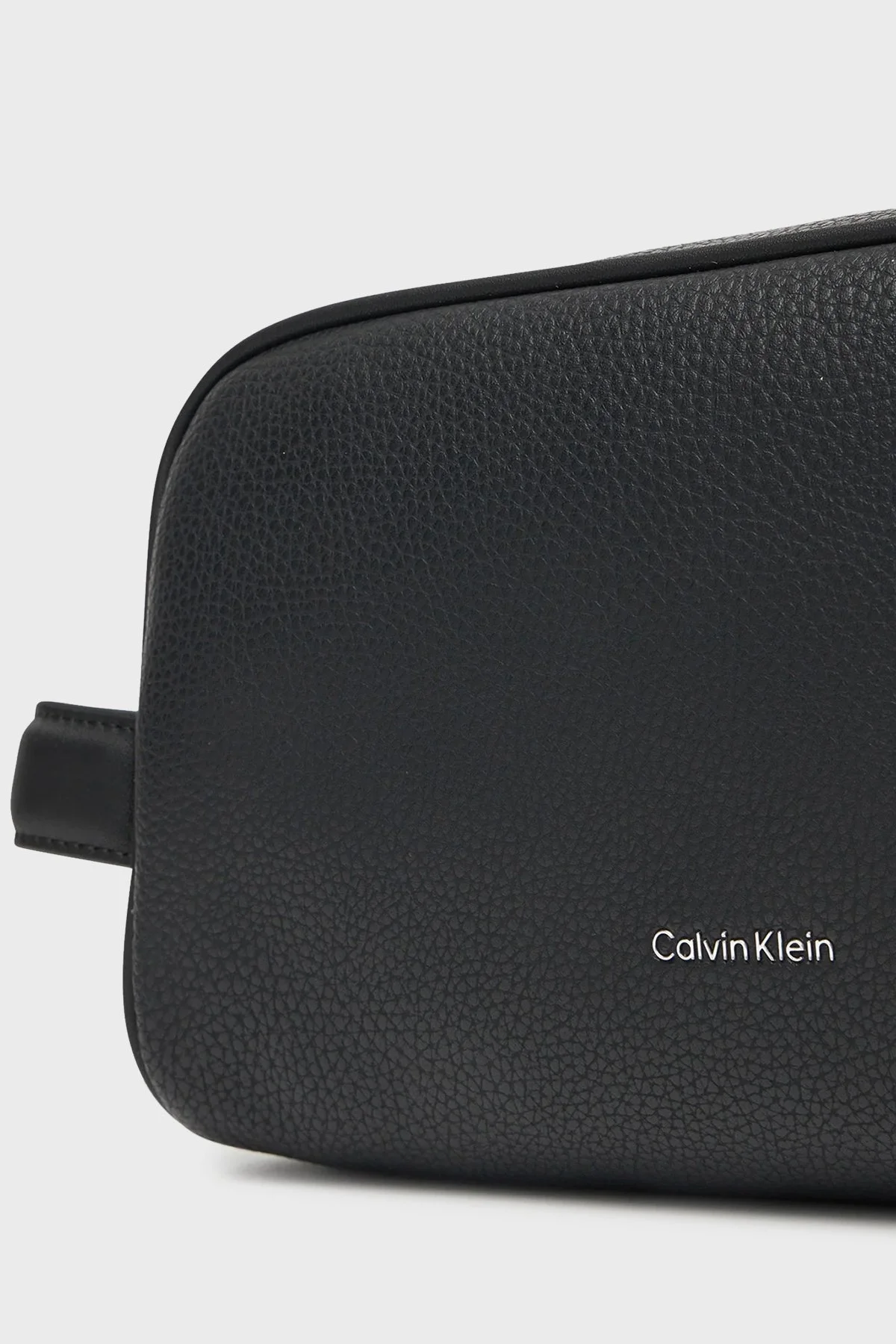 Calvin Klein Logolu Fermuarlı Kozmetik LV04D1046GUB1 Erkek Çanta LV04D1046G UB1 SİYAH - 4