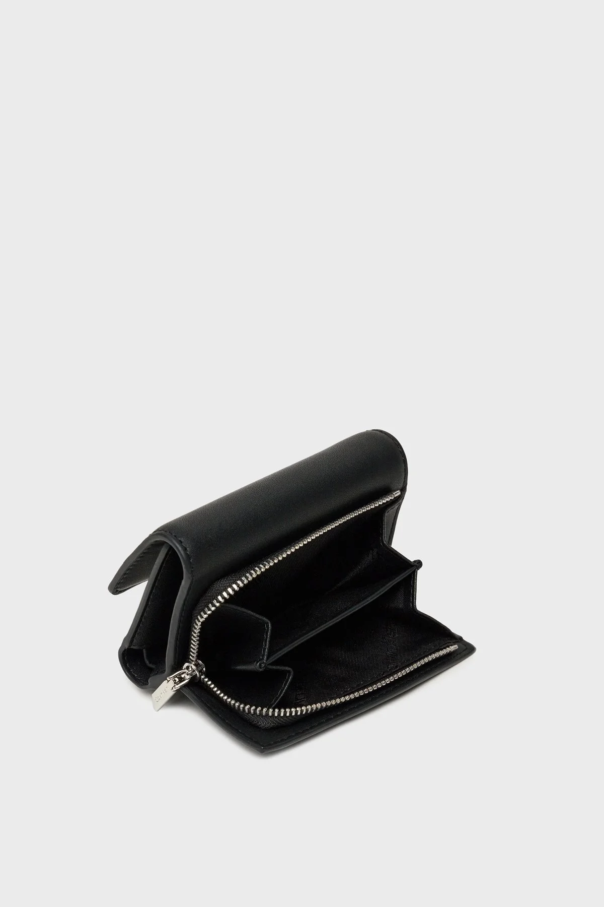 Calvin Klein Logolu Fermuarlı LV04F1030GUB1 Bayan Cüzdan LV04F1030G UB1 SİYAH - 4
