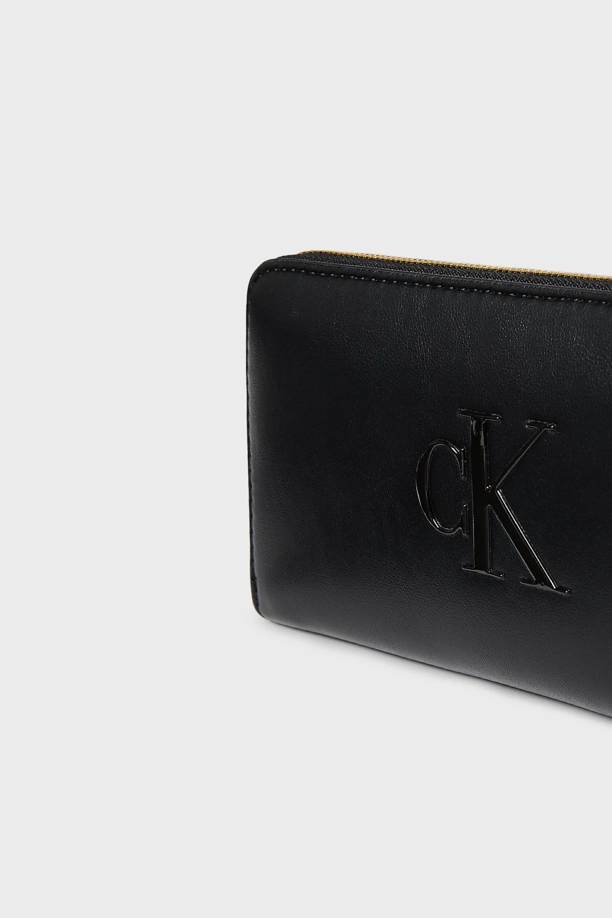 Calvin Klein Logolu Fermuarlı LV04F1077GUB1 Kadın Cüzdan LV04F1077G UB1 Siyah - 3