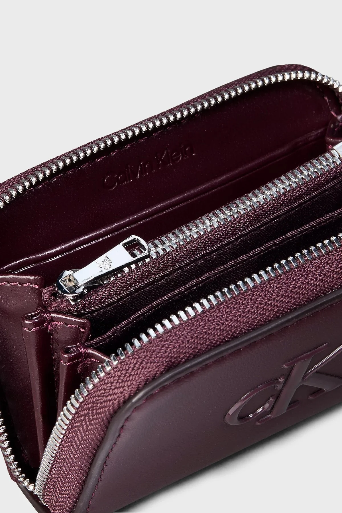 Calvin Klein Logolu Fermuarlı LV04F1154GBAP Kadın Cüzdan LV04F1154G BAP Bordo - 3