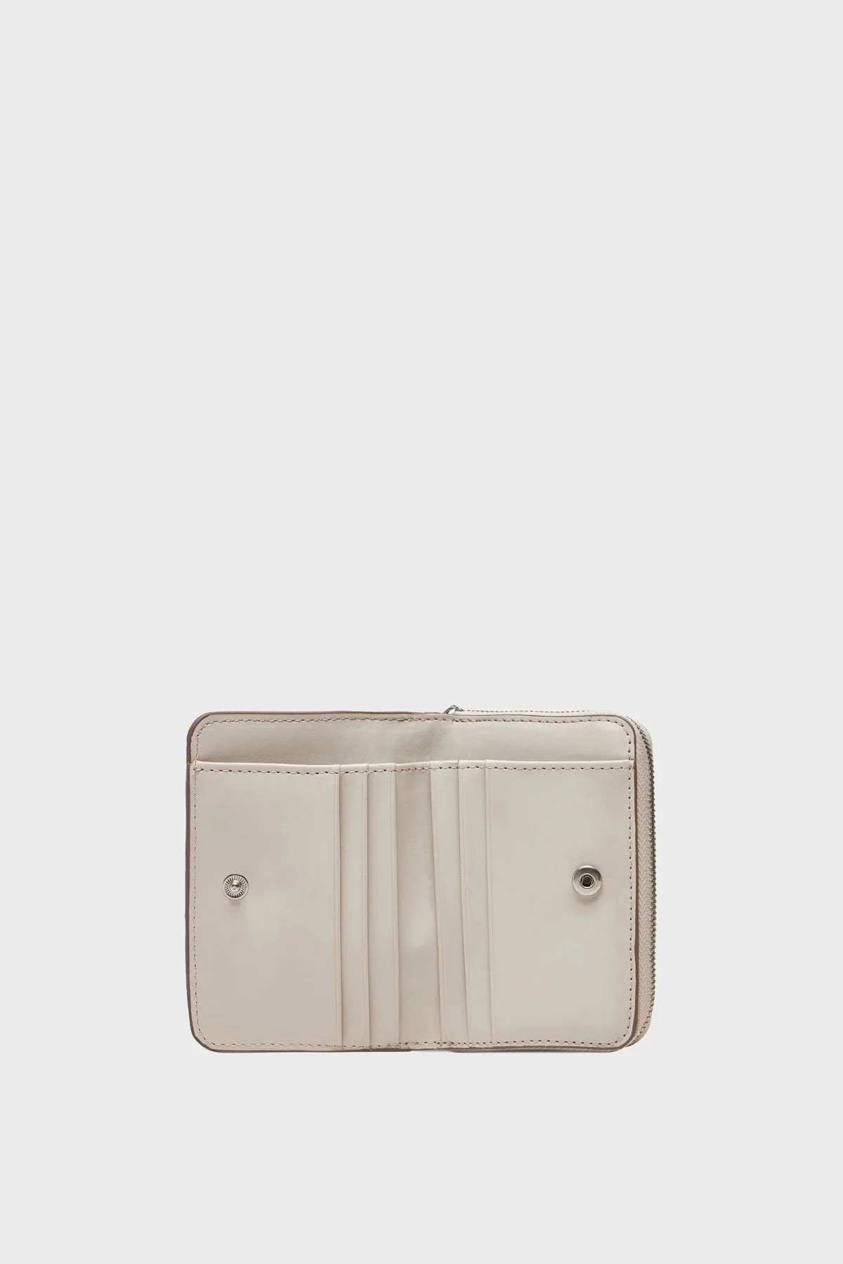 Calvin Klein Logolu Fermuarlı LV04K1009GWGY Bayan Cüzdan LV04K1009G WGY EKRU - 7