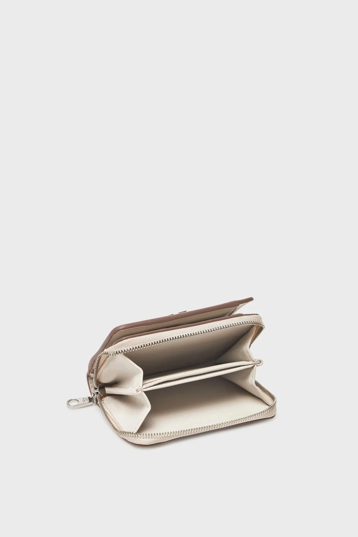 Calvin Klein Logolu Fermuarlı LV04K1009GWGY Bayan Cüzdan LV04K1009G WGY EKRU - 8