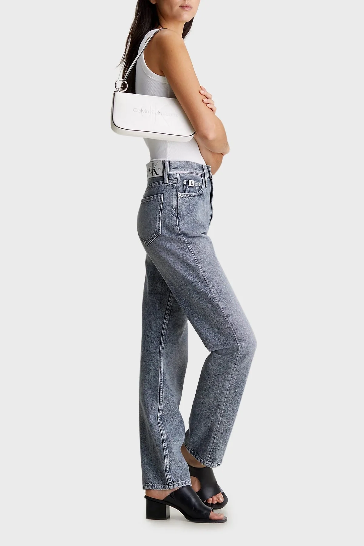 Calvin Klein Logolu Fermuarlı Mini K60K6106790LI Bayan Çanta K60K610679 0LI BEYAZ-GÜMÜŞ - 2
