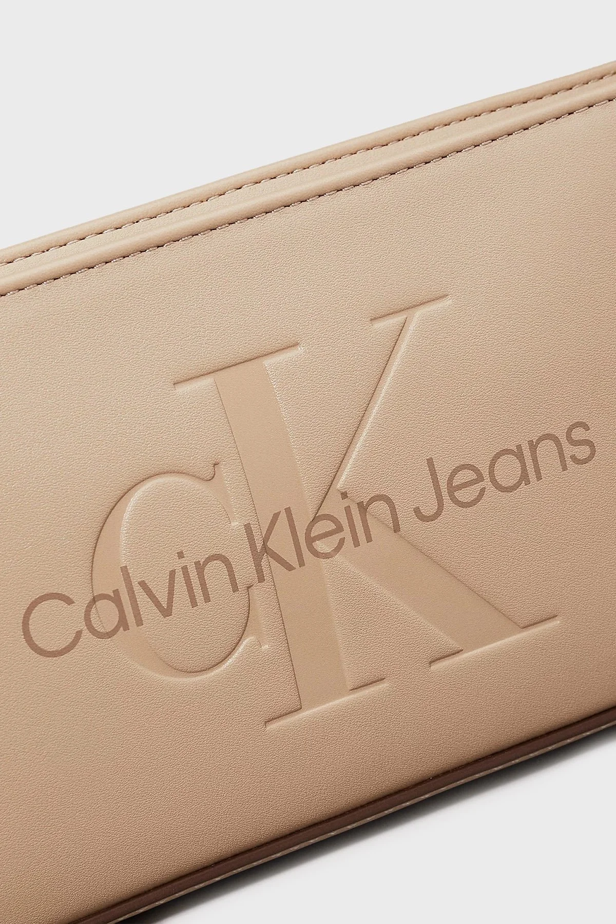 Calvin Klein Logolu Fermuarlı Mini K60K610679PBF Bayan Çanta K60K610679 PBF BEJ - 6