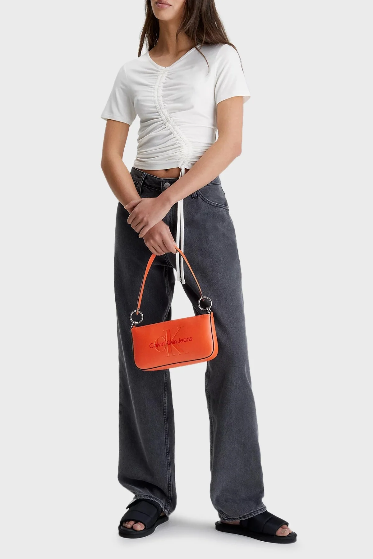 Calvin Klein Logolu Fermuarlı Mini K60K610679XBS Bayan Çanta K60K610679 XBS TURUNCU - 2