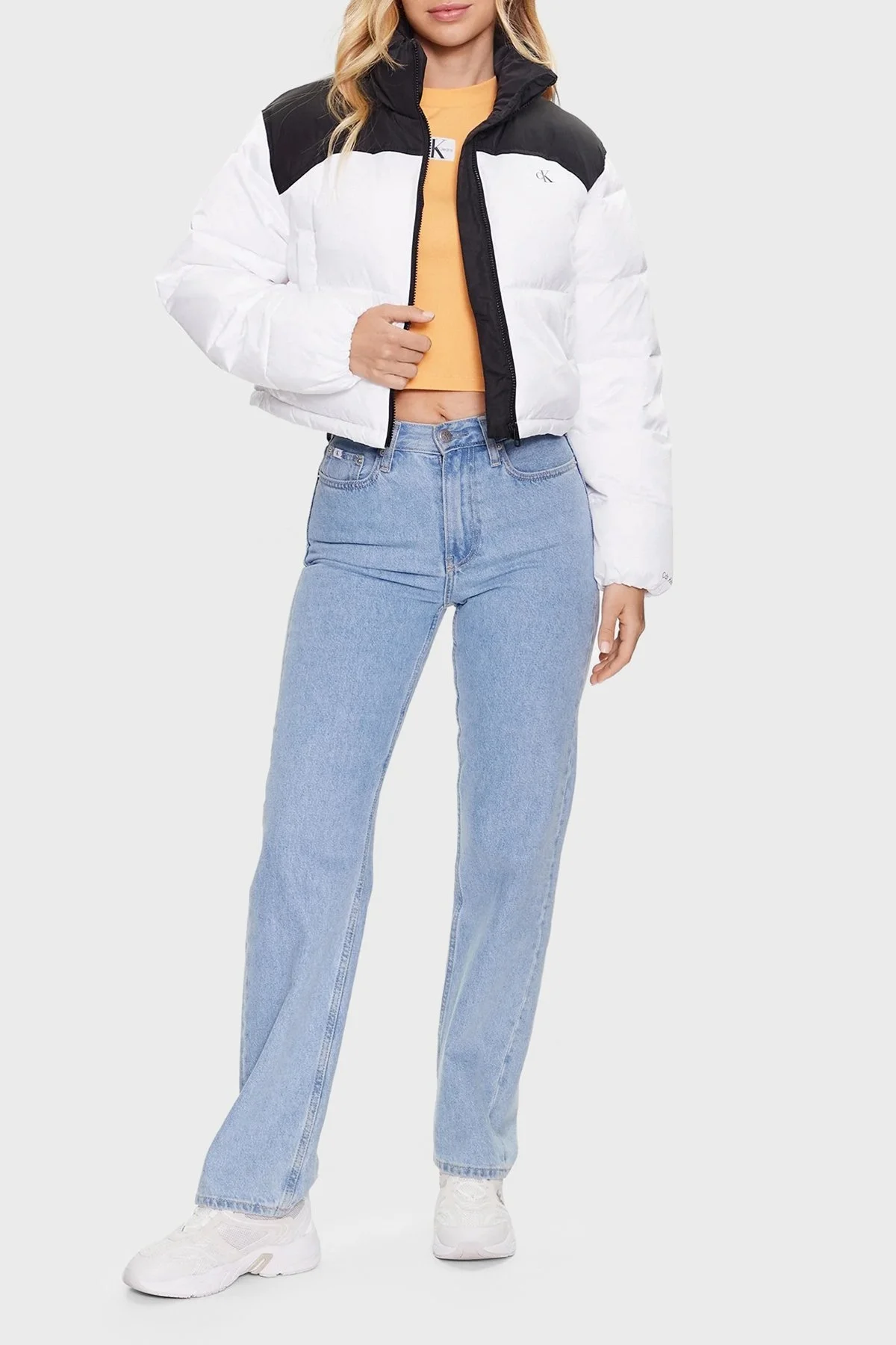 Calvin Klein Logolu Fermuarlı Şişme J20J221379YAF Bayan Mont J20J221379 YAF BEYAZ - 3